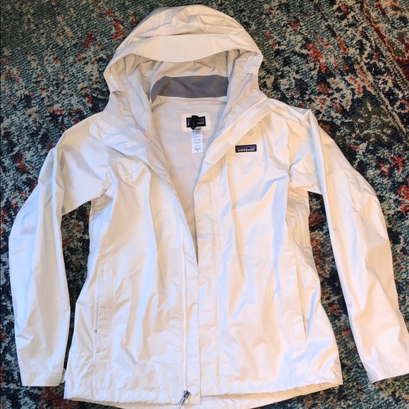 patagonia white rain jacket, Off 63 